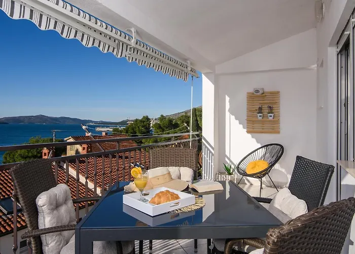 شقة Kristina تروغير